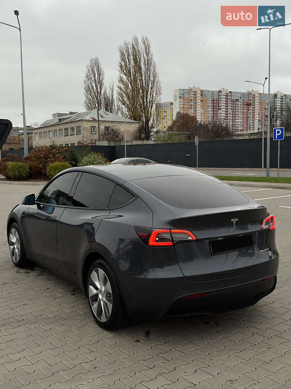 Внедорожник / Кроссовер Tesla Model Y 2022 в Киеве