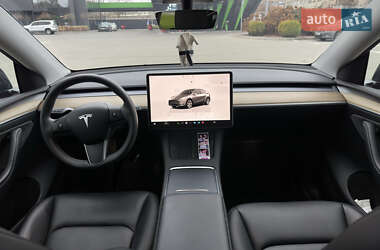Внедорожник / Кроссовер Tesla Model Y 2022 в Киеве