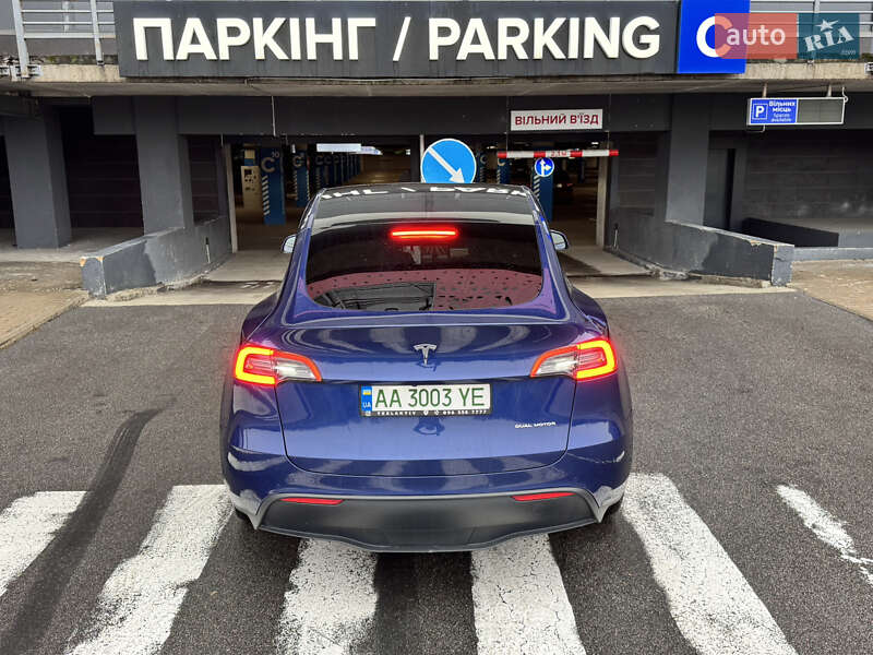 Позашляховик / Кросовер Tesla Model Y 2022 в Києві