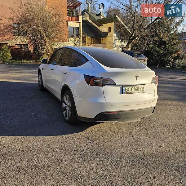 Позашляховик / Кросовер Tesla Model Y 2023 в Львові
