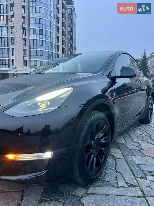 Внедорожник / Кроссовер Tesla Model Y 2023 в Кременчуге