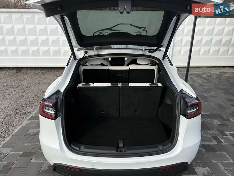 Внедорожник / Кроссовер Tesla Model Y 2022 в Киеве