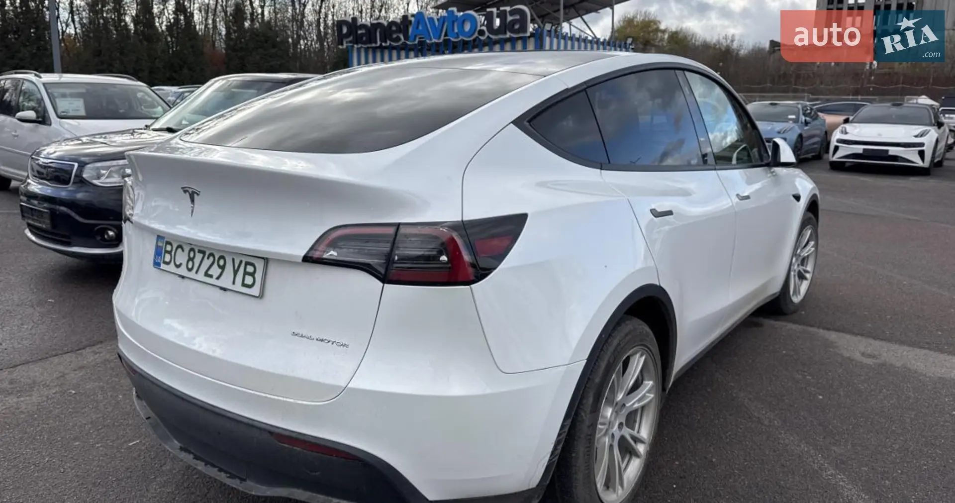 2022 Tesla Model Y - мініатюра 3