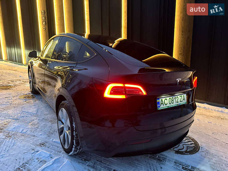 Внедорожник / Кроссовер Tesla Model Y 2022 в Луцке