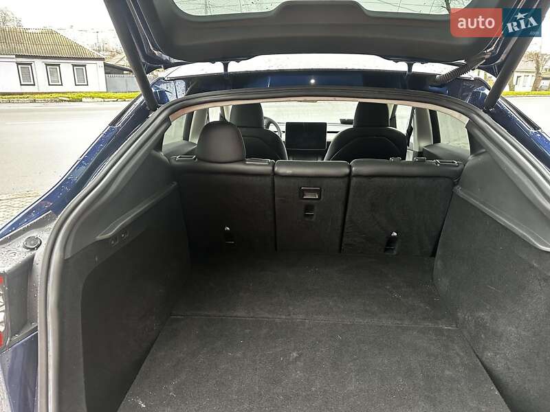 Внедорожник / Кроссовер Tesla Model Y 2023 в Кременчуге