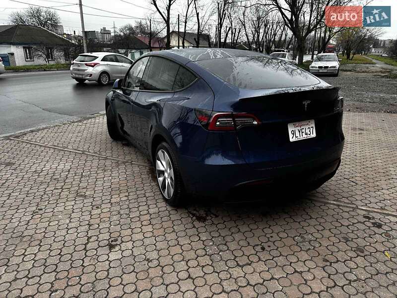 Внедорожник / Кроссовер Tesla Model Y 2023 в Кременчуге