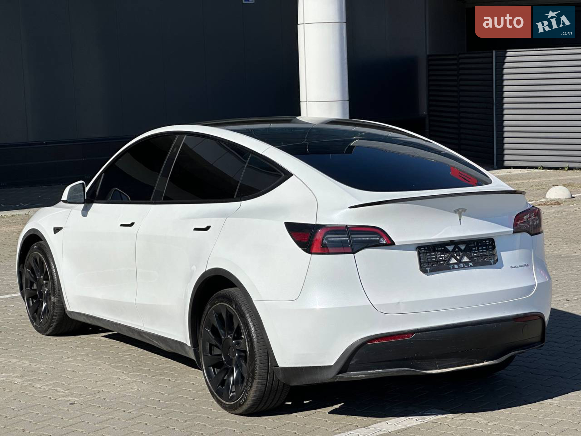 2022 Tesla Model Y - мініатюра 9