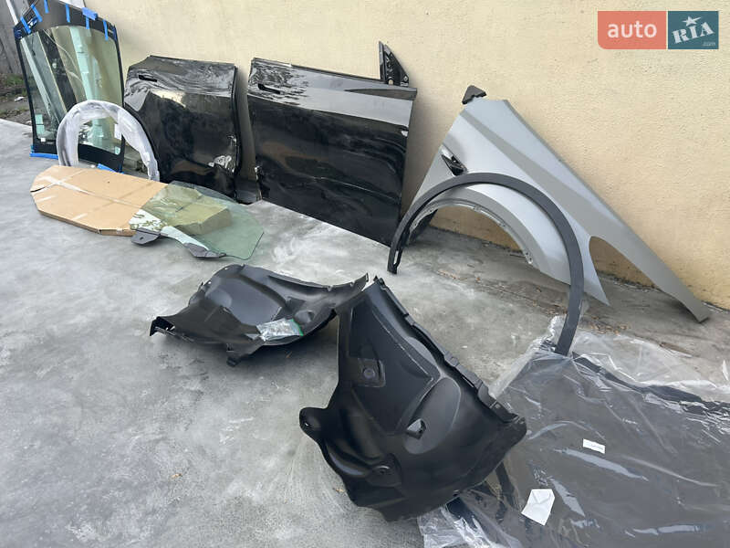 Позашляховик / Кросовер Tesla Model Y 2024 в Дніпрі