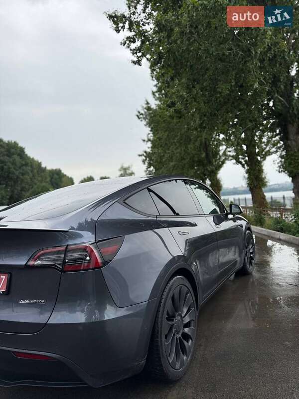 Внедорожник / Кроссовер Tesla Model Y 2022 в Тернополе