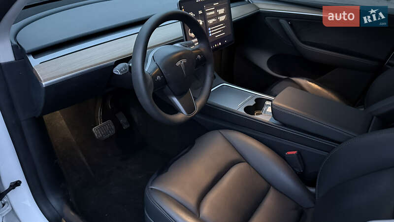 Внедорожник / Кроссовер Tesla Model Y 2024 в Луцке фото 17 Внедорожник / Кроссовер Tesla Model Y 2024 в Луцке
