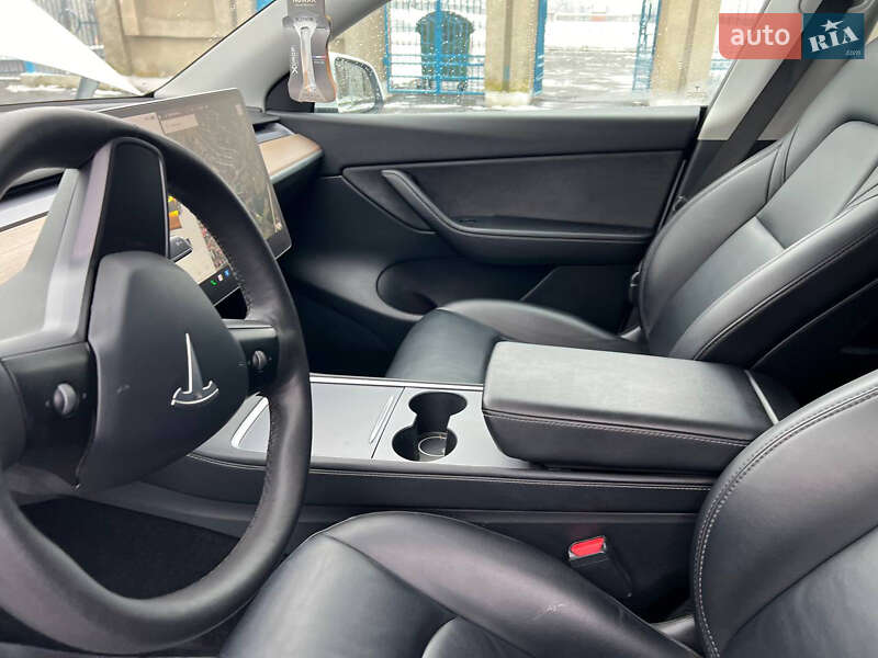 Внедорожник / Кроссовер Tesla Model Y 2021 в Тернополе фото 39 Внедорожник / Кроссовер Tesla Model Y 2021 в Тернополе