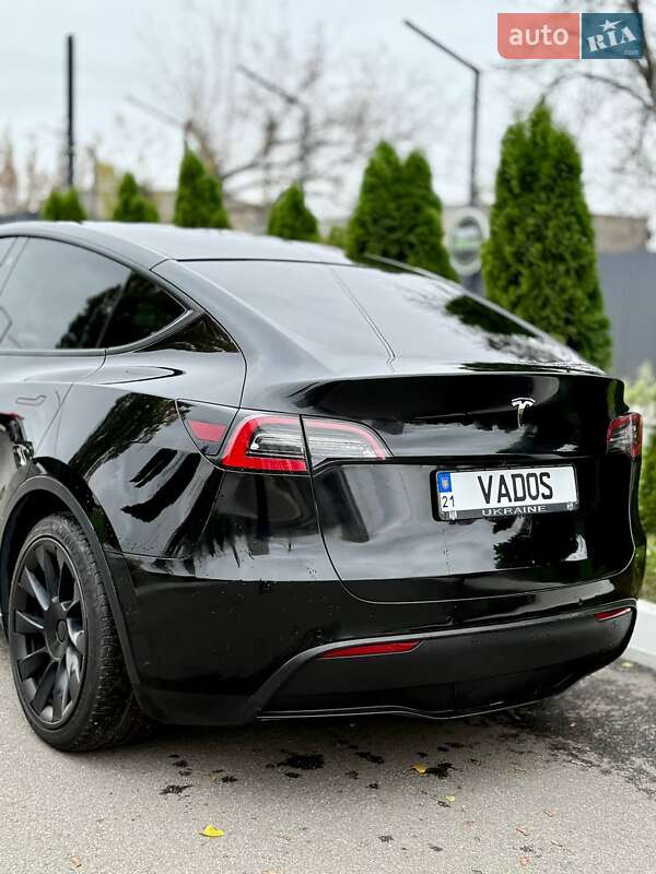 Позашляховик / Кросовер Tesla Model Y 2020 в Харкові