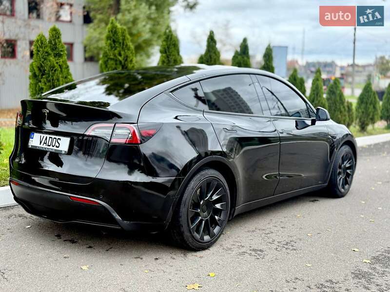 Позашляховик / Кросовер Tesla Model Y 2020 в Харкові