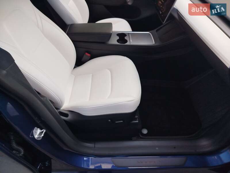 Позашляховик / Кросовер Tesla Model Y 2023 в Києві фото 9 Позашляховик / Кросовер Tesla Model Y 2023 в Києві