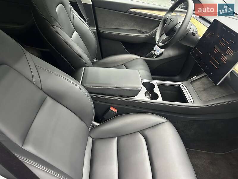 Внедорожник / Кроссовер Tesla Model Y 2023 в Черновцах фото 14 Внедорожник / Кроссовер Tesla Model Y 2023 в Черновцах