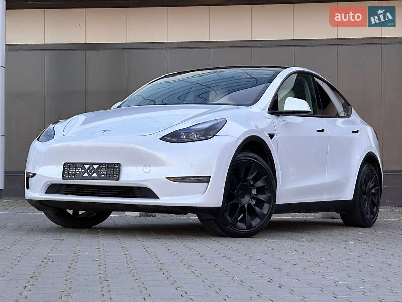Tesla Model Y 2022