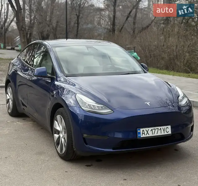 Tesla Model Y 2021