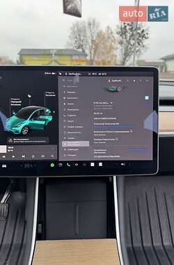 Внедорожник / Кроссовер Tesla Model Y 2020 в Львове