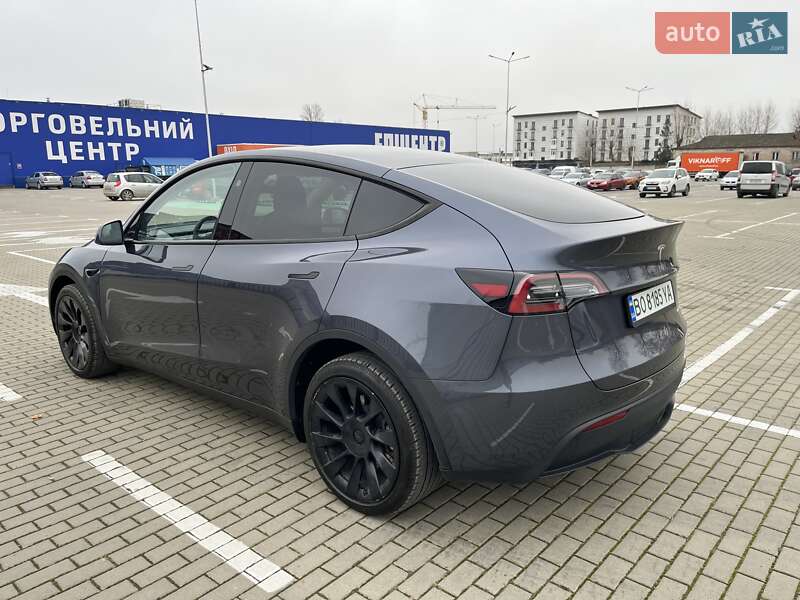 Позашляховик / Кросовер Tesla Model Y 2023 в Тернополі