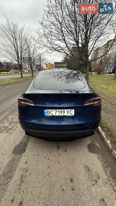 Внедорожник / Кроссовер Tesla Model Y 2023 в Львове