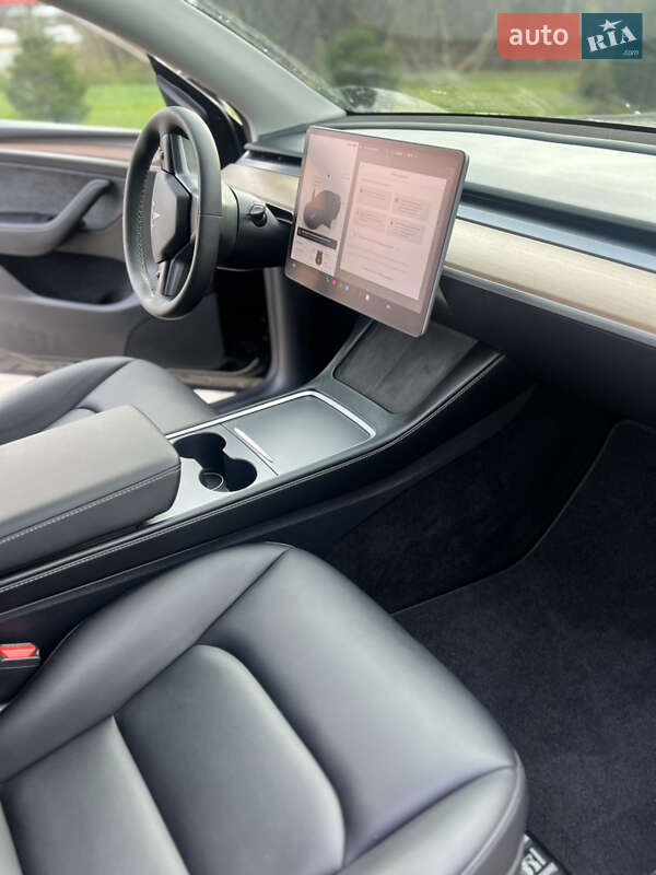 Внедорожник / Кроссовер Tesla Model Y 2023 в Тернополе фото 15 Внедорожник / Кроссовер Tesla Model Y 2023 в Тернополе