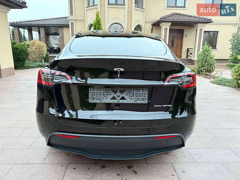Внедорожник / Кроссовер Tesla Model Y 2023 в Днепре