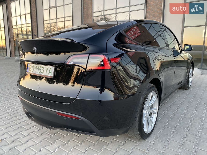 Внедорожник / Кроссовер Tesla Model Y 2021 в Тернополе