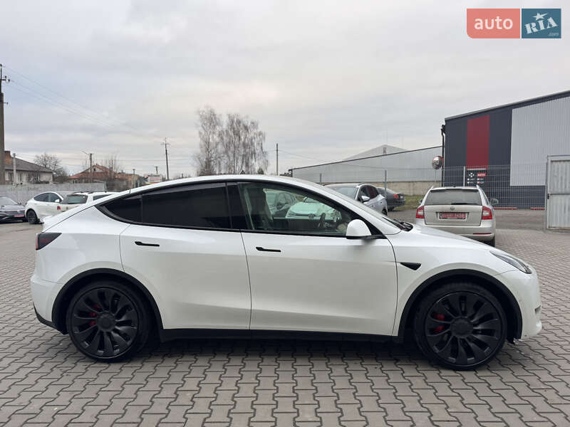 Позашляховик / Кросовер Tesla Model Y 2022 в Луцьку фото 8 Позашляховик / Кросовер Tesla Model Y 2022 в Луцьку