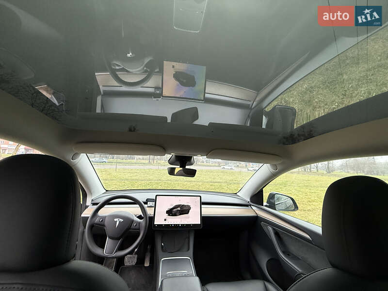 Внедорожник / Кроссовер Tesla Model Y 2024 в Львове фото 3 Внедорожник / Кроссовер Tesla Model Y 2024 в Львове