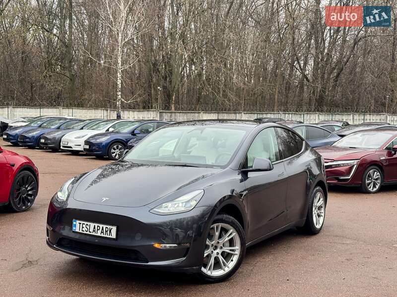 Внедорожник / Кроссовер Tesla Model Y 2024 в Киеве фото 2 Внедорожник / Кроссовер Tesla Model Y 2024 в Киеве