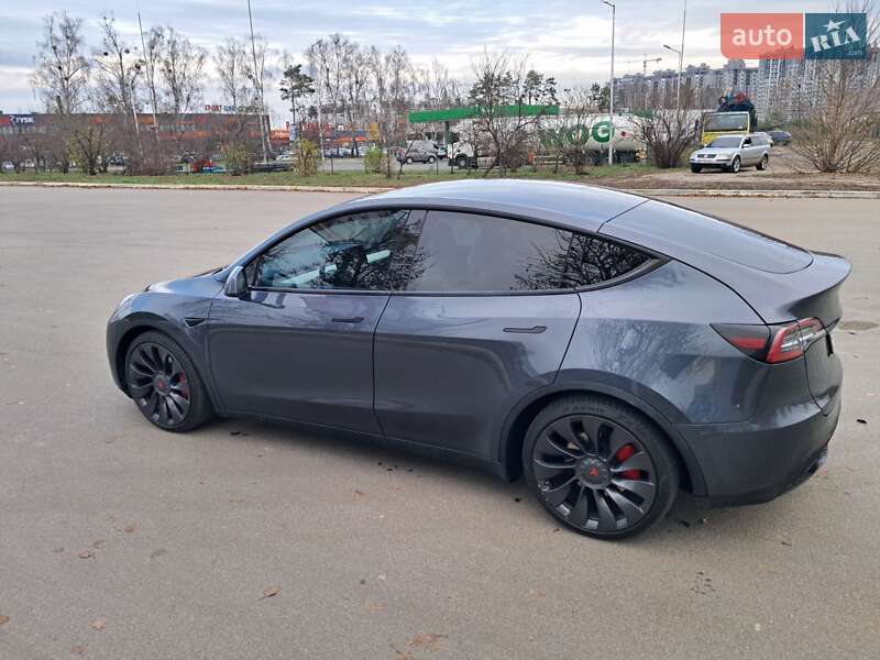 Внедорожник / Кроссовер Tesla Model Y 2020 в Буче