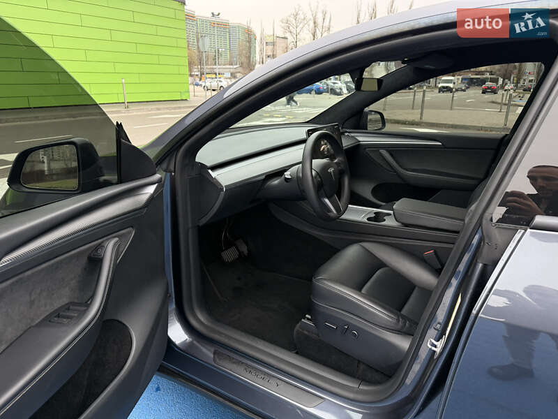 Внедорожник / Кроссовер Tesla Model Y 2023 в Киеве фото 11 Внедорожник / Кроссовер Tesla Model Y 2023 в Киеве
