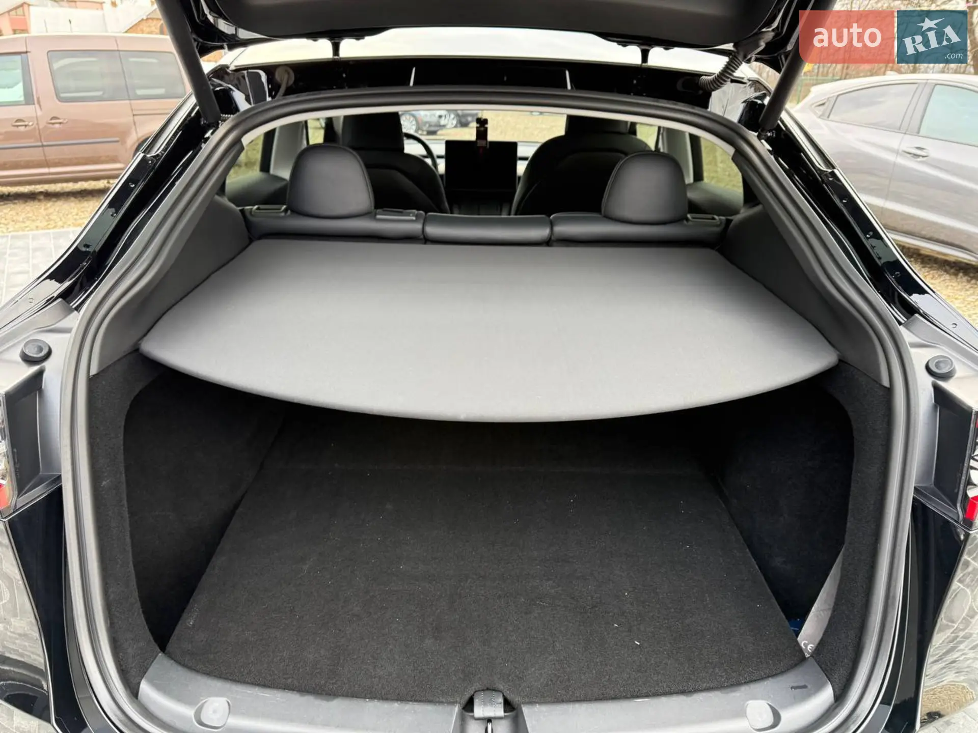 2022 Tesla Model Y - мініатюра 19