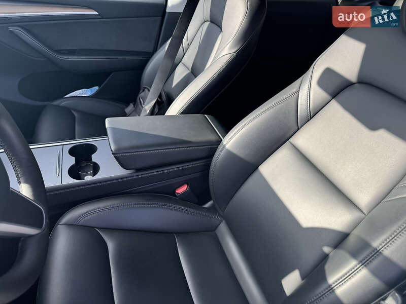 Внедорожник / Кроссовер Tesla Model Y 2023 в Киеве фото 18 Внедорожник / Кроссовер Tesla Model Y 2023 в Киеве