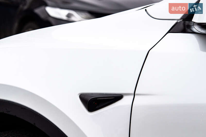 Позашляховик / Кросовер Tesla Model Y 2024 в Львові