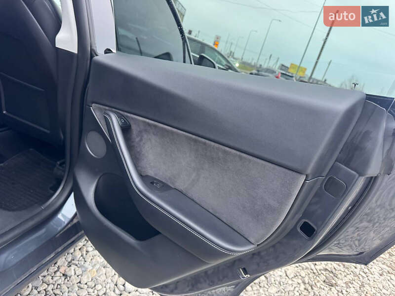 Внедорожник / Кроссовер Tesla Model Y 2021 в Стрые фото 43 Внедорожник / Кроссовер Tesla Model Y 2021 в Стрые