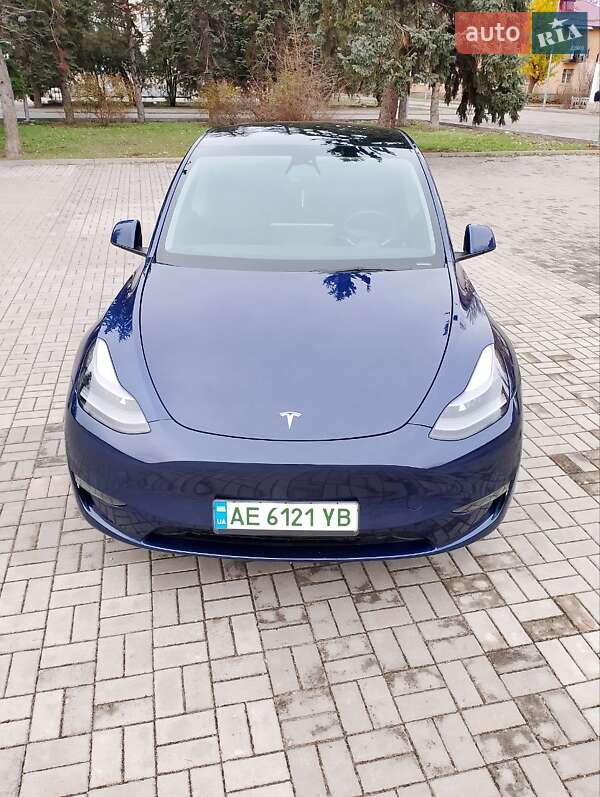 Позашляховик / Кросовер Tesla Model Y 2023 в Дніпрі