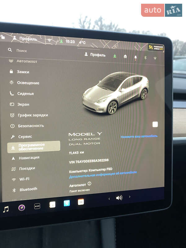 Внедорожник / Кроссовер Tesla Model Y 2025 в Киеве