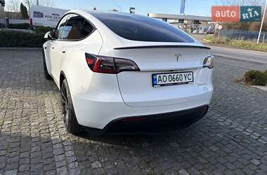 Внедорожник / Кроссовер Tesla Model Y 2023 в Ужгороде