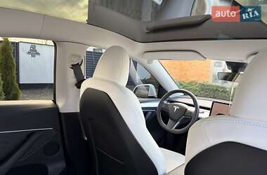 Внедорожник / Кроссовер Tesla Model Y 2023 в Ужгороде