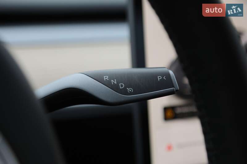 Внедорожник / Кроссовер Tesla Model Y 2023 в Харькове