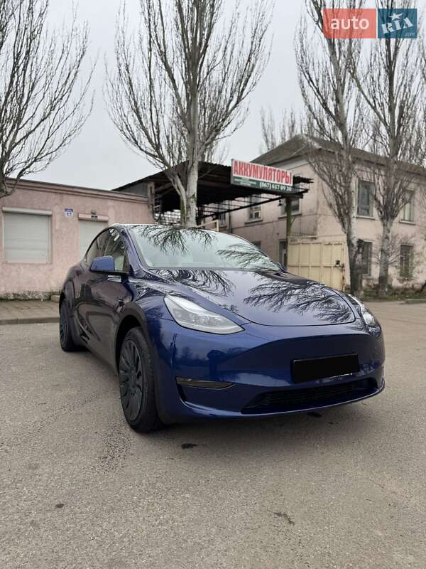Внедорожник / Кроссовер Tesla Model Y 2024 в Одессе фото 2 Внедорожник / Кроссовер Tesla Model Y 2024 в Одессе