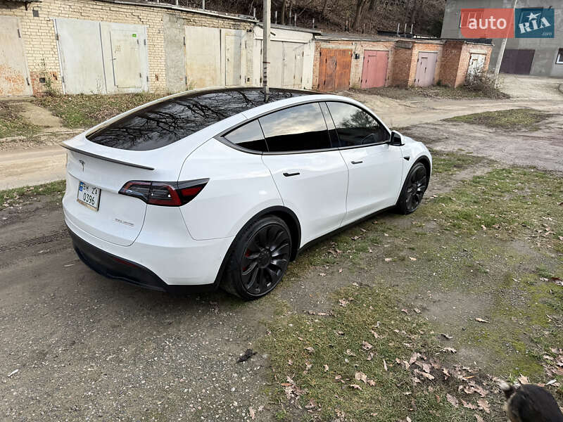 Внедорожник / Кроссовер Tesla Model Y 2022 в Сумах