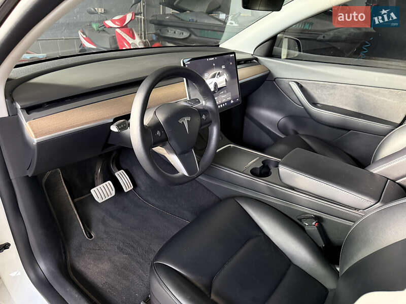 Внедорожник / Кроссовер Tesla Model Y 2022 в Сумах