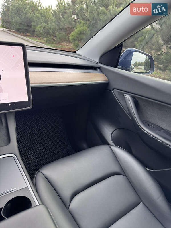 Внедорожник / Кроссовер Tesla Model Y 2022 в Днепре фото 19 Внедорожник / Кроссовер Tesla Model Y 2022 в Днепре
