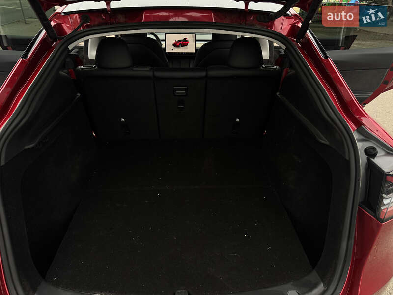 Внедорожник / Кроссовер Tesla Model Y 2024 в Днепре