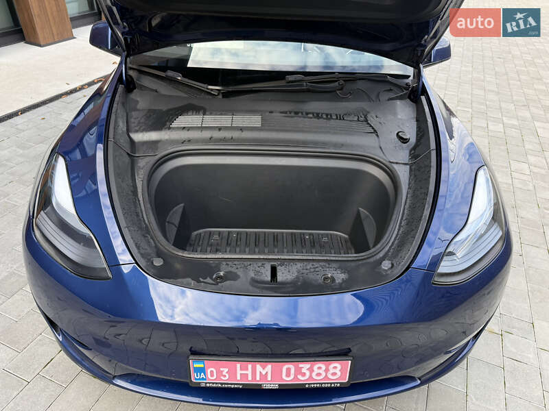 Внедорожник / Кроссовер Tesla Model Y 2021 в Луцке