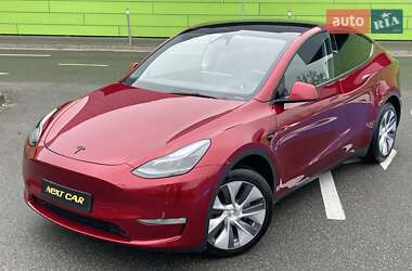 Позашляховик / Кросовер Tesla Model Y 2024 в Києві фото 2 Позашляховик / Кросовер Tesla Model Y 2024 в Києві
