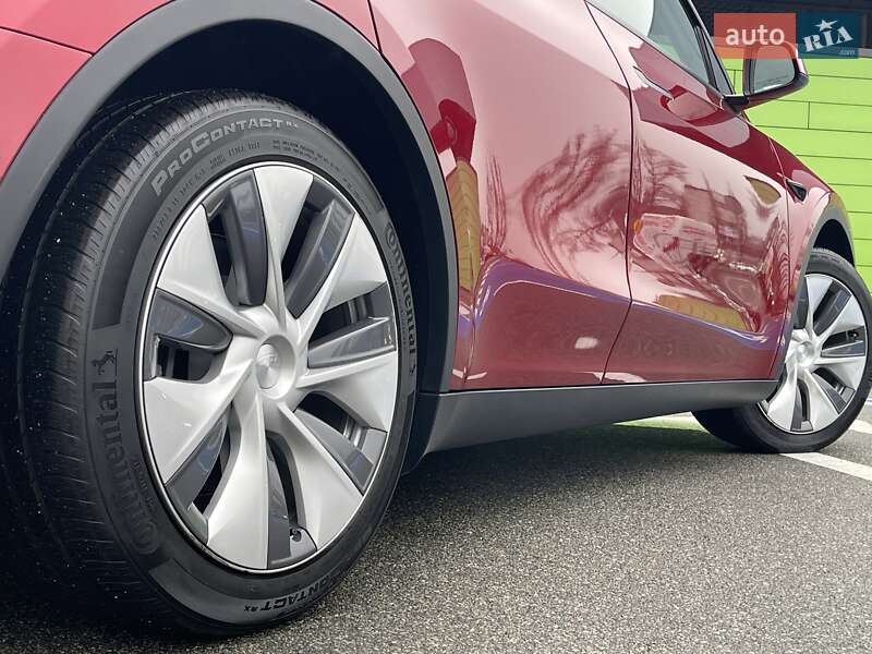 Внедорожник / Кроссовер Tesla Model Y 2024 в Киеве фото 9 Внедорожник / Кроссовер Tesla Model Y 2024 в Киеве