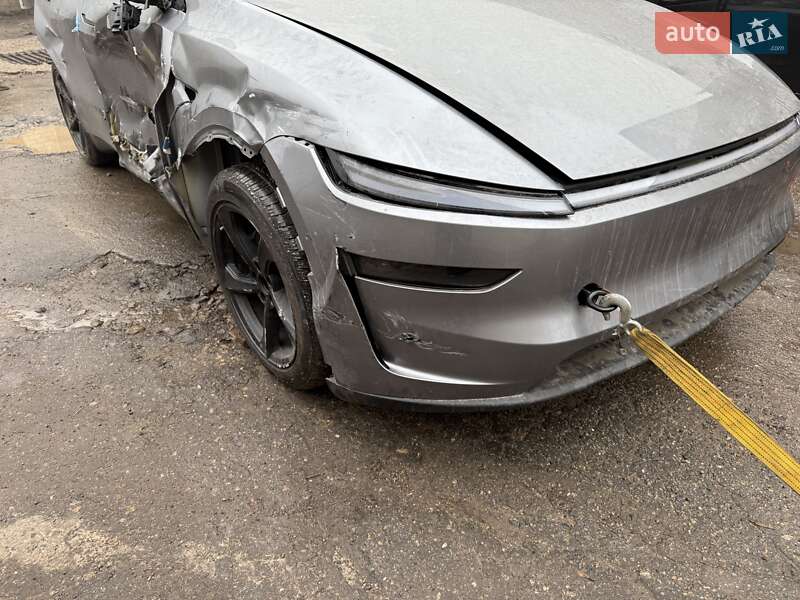 Внедорожник / Кроссовер Tesla Model Y 2025 в Харькове фото 4 Внедорожник / Кроссовер Tesla Model Y 2025 в Харькове